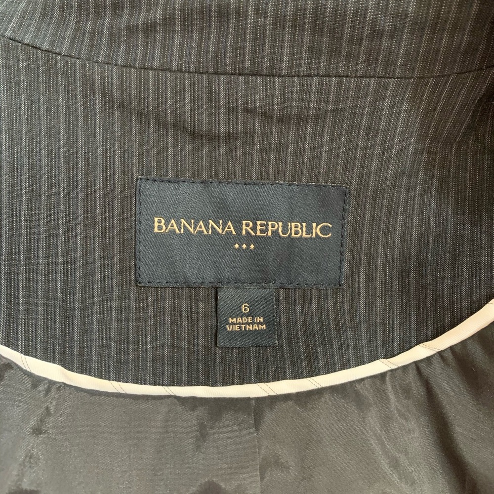 NWT Banana Republic Pinstripe Suit Jacket Blazer Size 6 - Picture 7 of 8